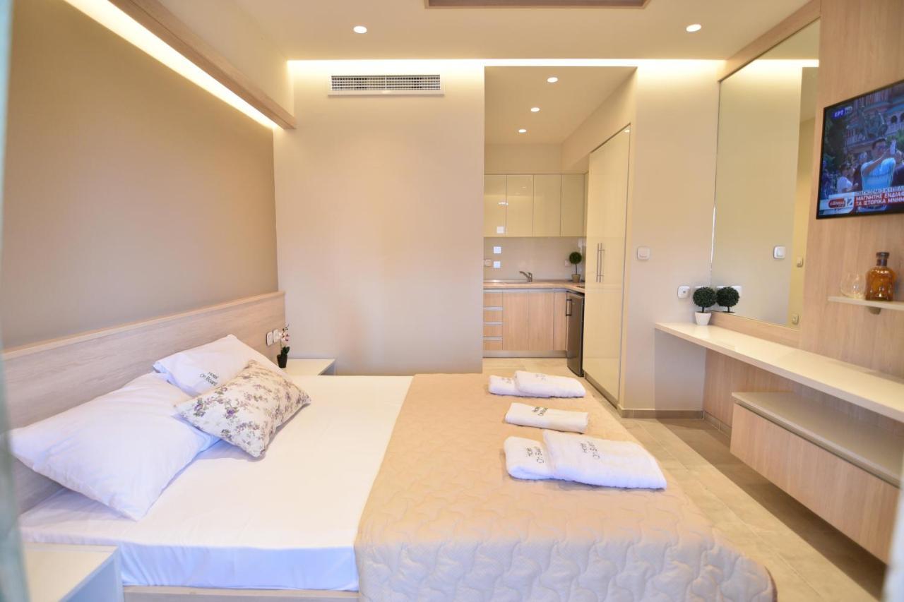 On Board Luxury Studios Sarti Buitenkant foto